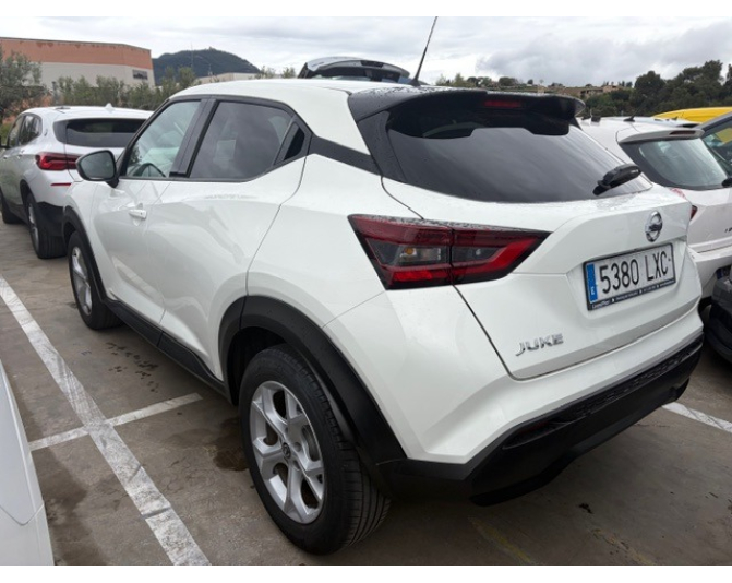 NISSAN JUKE