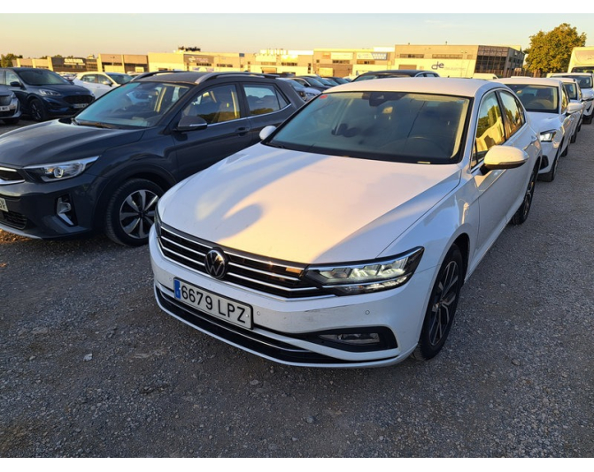 Renting cocheVOLKSWAGEN PASSAT
