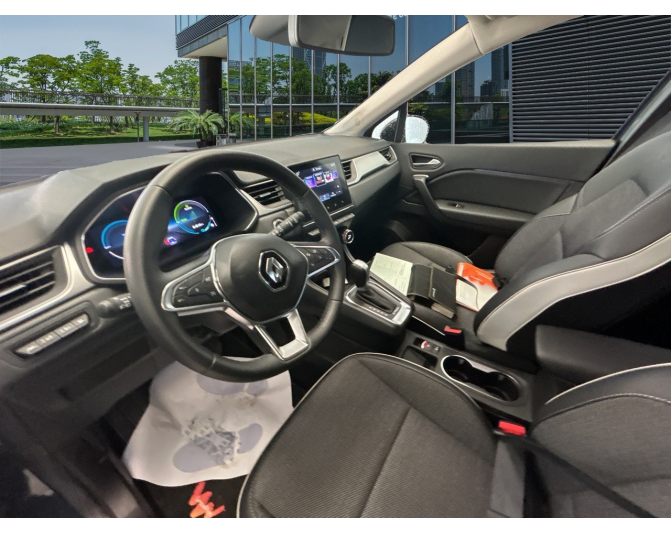RENAULT CAPTUR