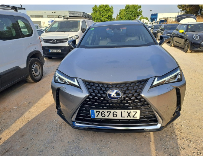 LEXUS UX