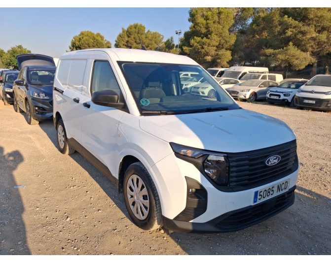 FORD TRANSIT COURIER