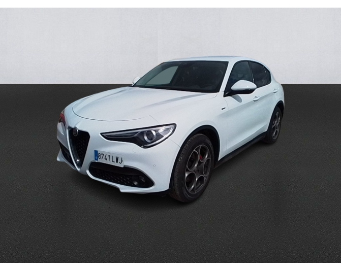 Renting cocheALFA ROMEO STELVIO