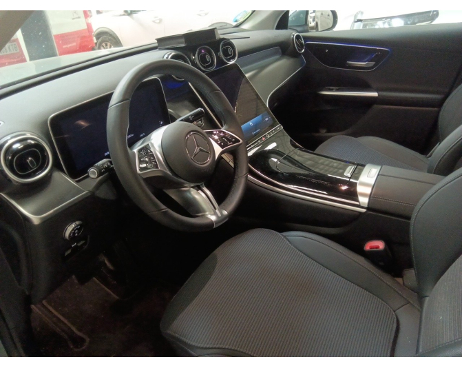 MERCEDES GLC