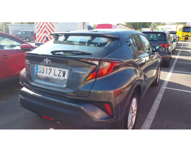 TOYOTA C-HR