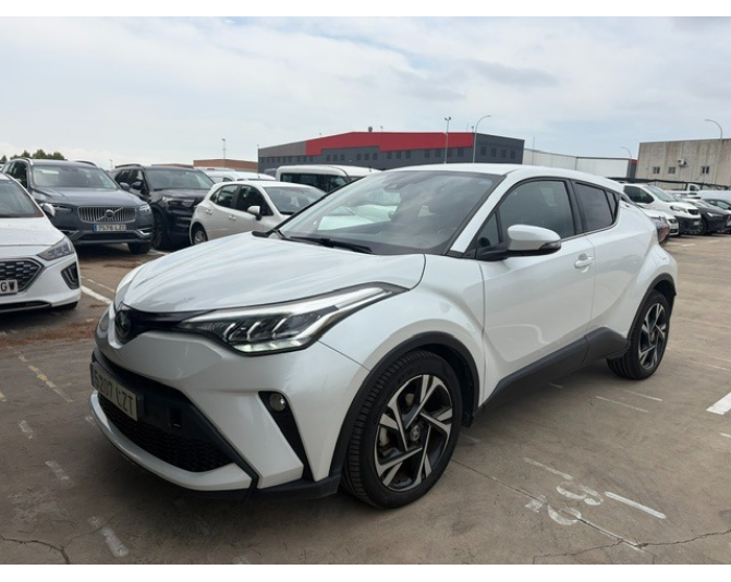 Renting cocheTOYOTA C-HR