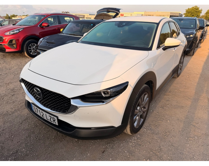 Renting cocheMAZDA CX-30
