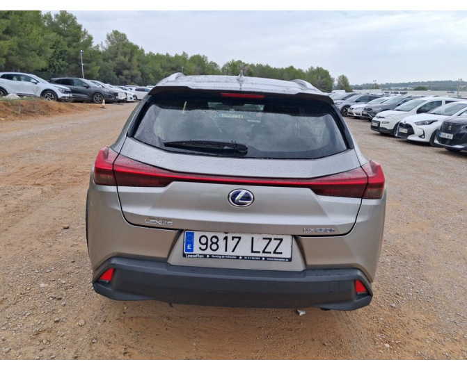 LEXUS UX