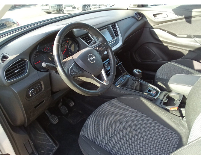 OPEL GRANDLAND X