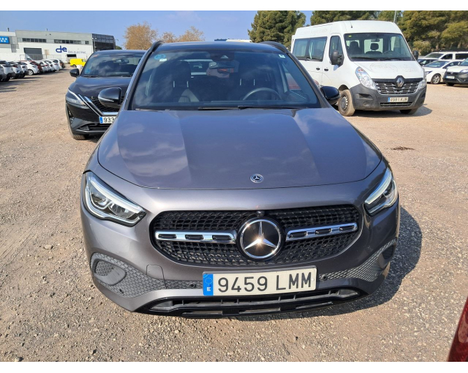 MERCEDES GLA