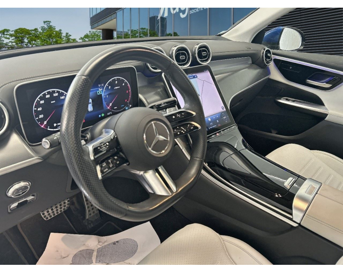 MERCEDES GLC