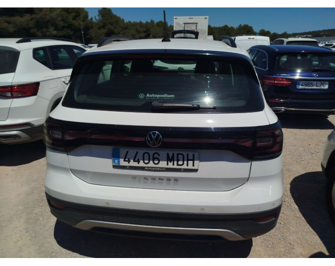 VOLKSWAGEN T-CROSS