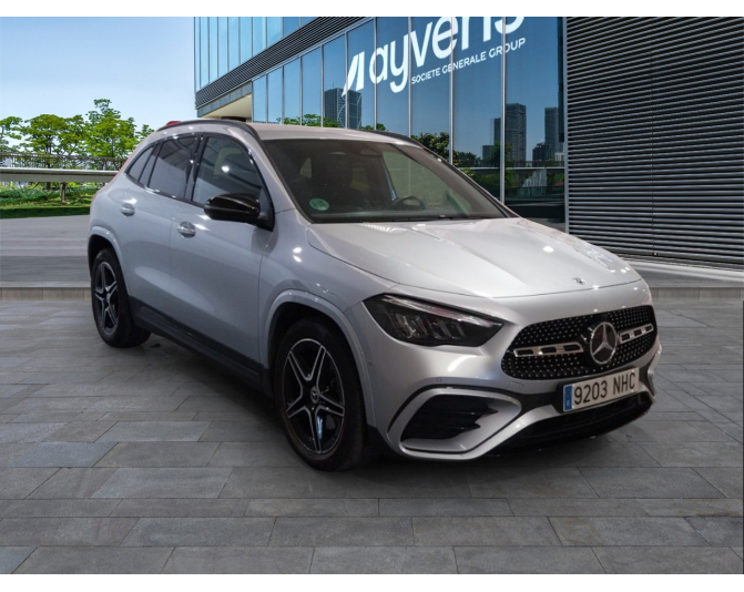 MERCEDES GLA