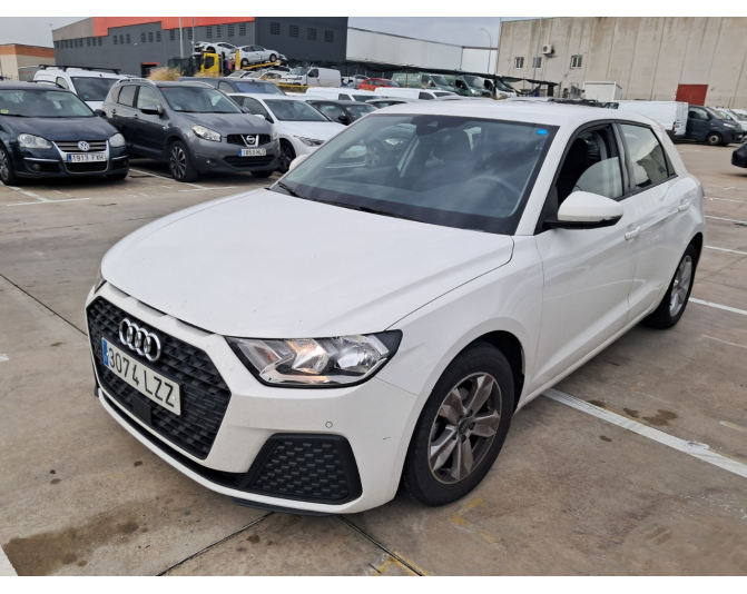 Renting cocheAUDI A1