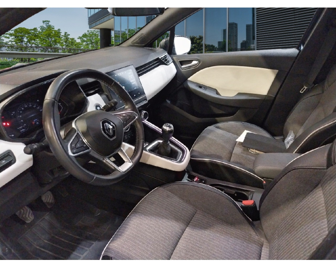 RENAULT CLIO