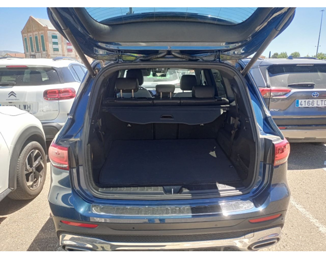 MERCEDES GLB