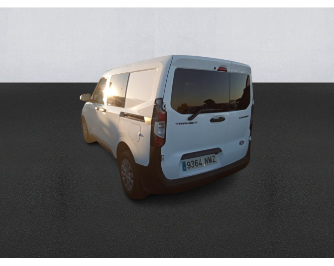 FORD TRANSIT COURIER