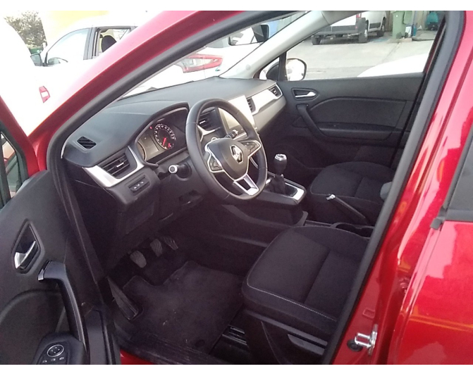 RENAULT CAPTUR