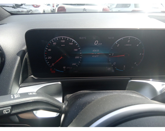 MERCEDES GLB