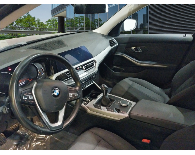 BMW SERIES 3