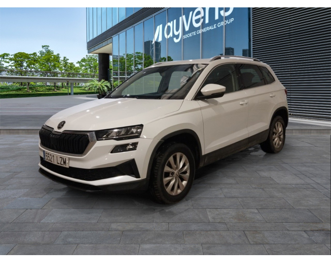 Renting cocheSKODA KAROQ