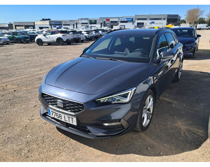 Renting cocheSEAT LEON