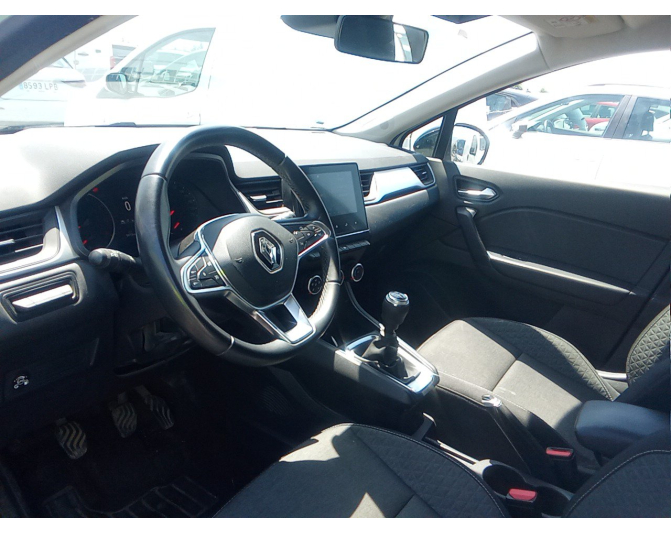 RENAULT CAPTUR