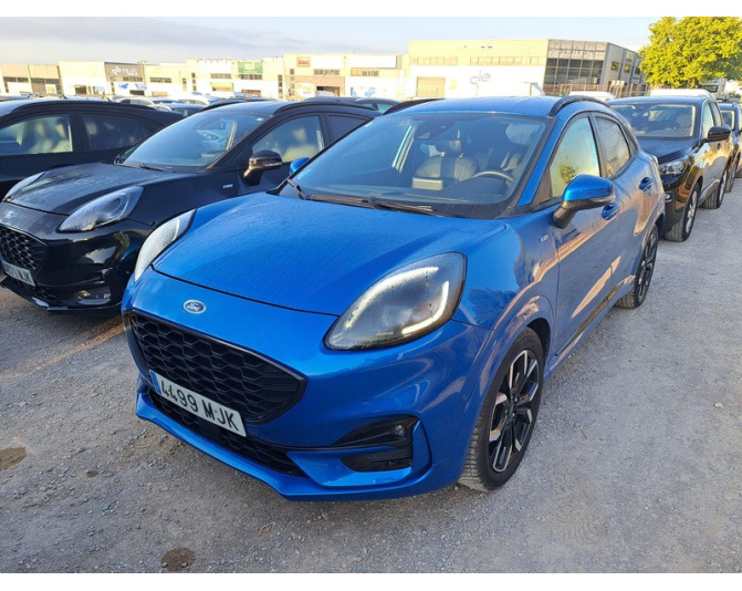 Renting cocheFORD PUMA