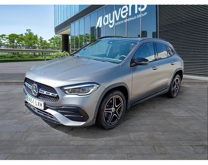 Renting cocheMERCEDES GLA