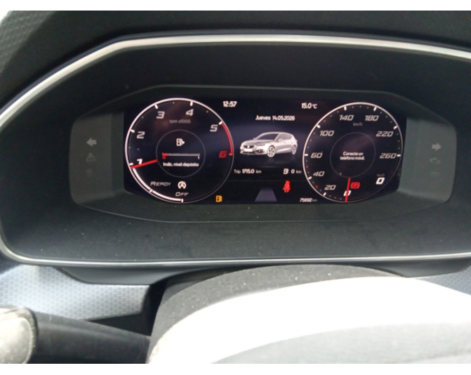 SEAT LEON
