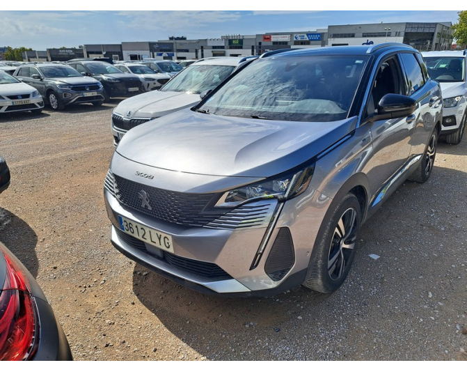 Renting cochePEUGEOT 3008