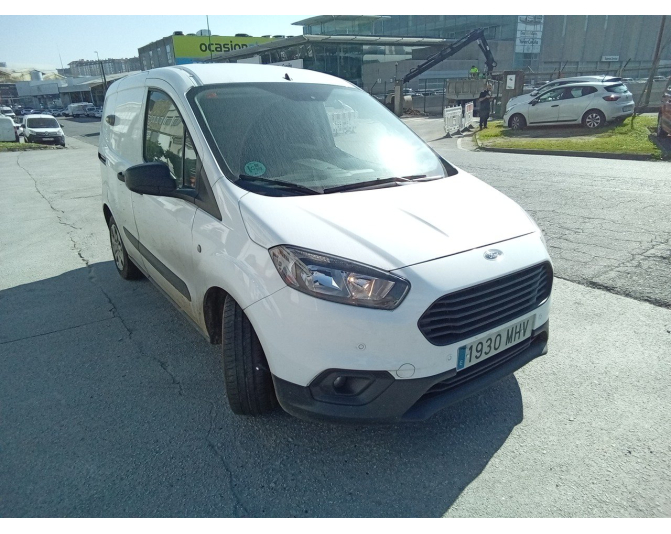 FORD TRANSIT COURIER
