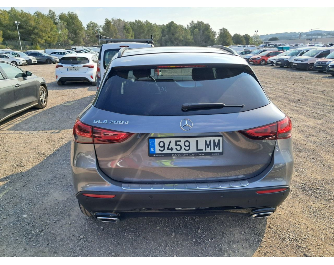 MERCEDES GLA