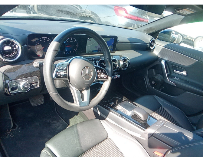 MERCEDES CLA