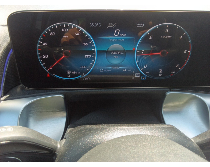 MERCEDES GLB