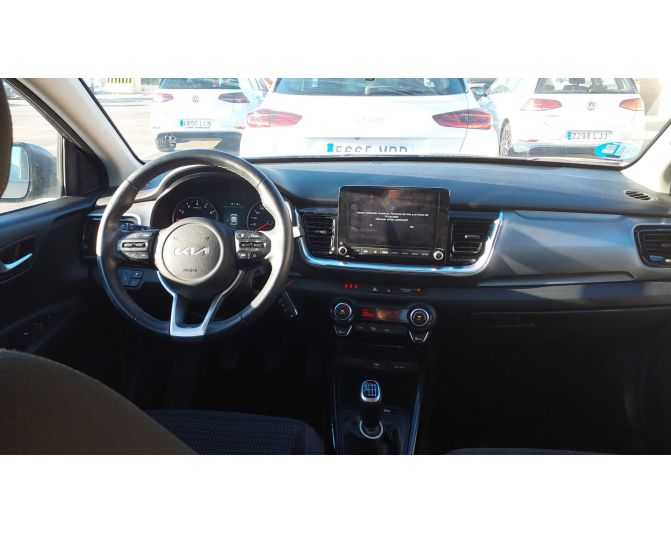 KIA STONIC