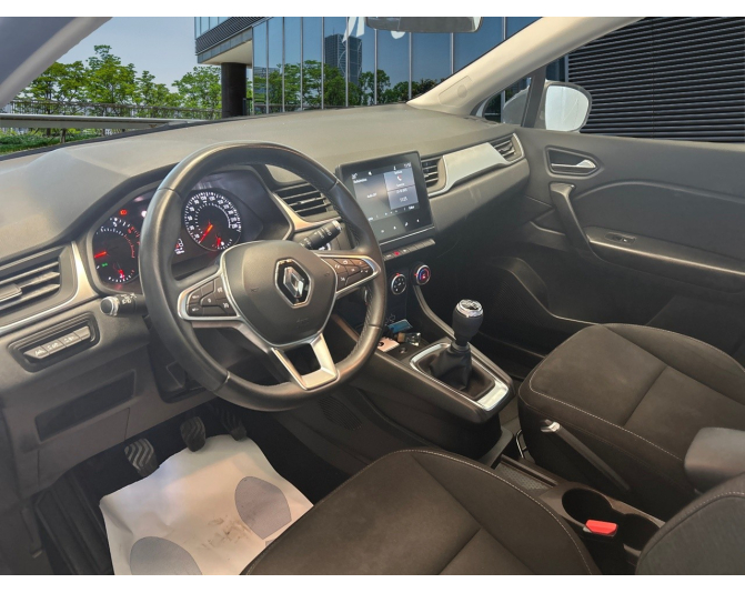 RENAULT CAPTUR