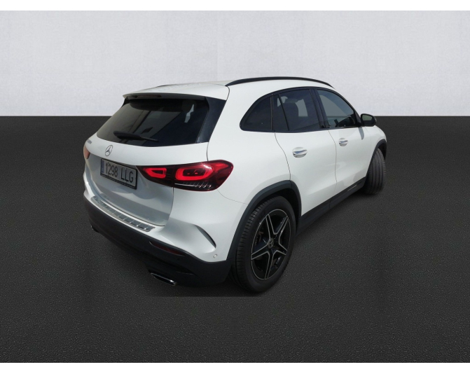 MERCEDES GLA
