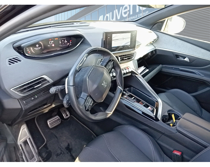 PEUGEOT 5008