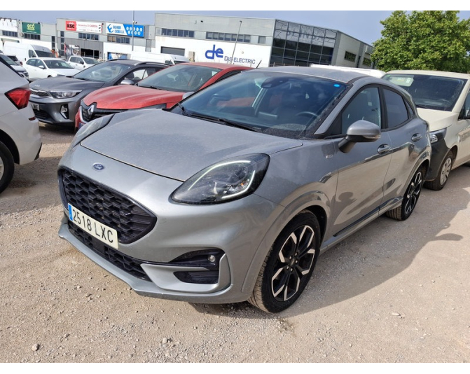 Renting cocheFORD PUMA