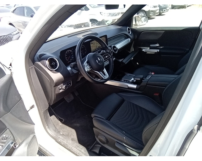 MERCEDES GLB