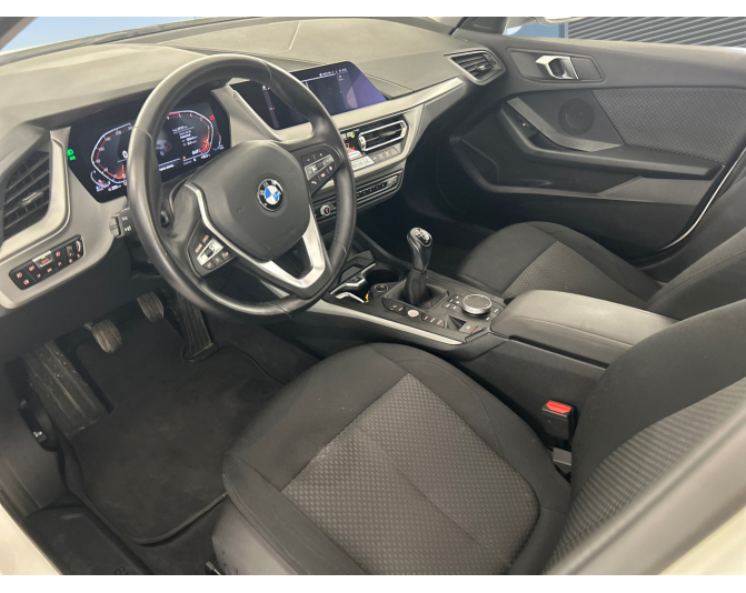 BMW SERIES 1