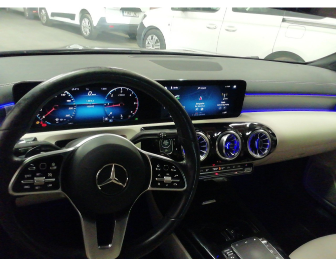MERCEDES CLA