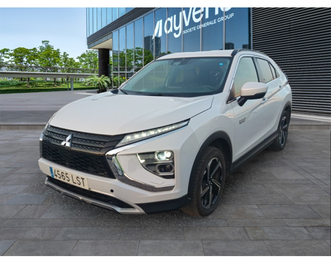 Renting cocheMITSUBISHI ECLIPSE CROSS