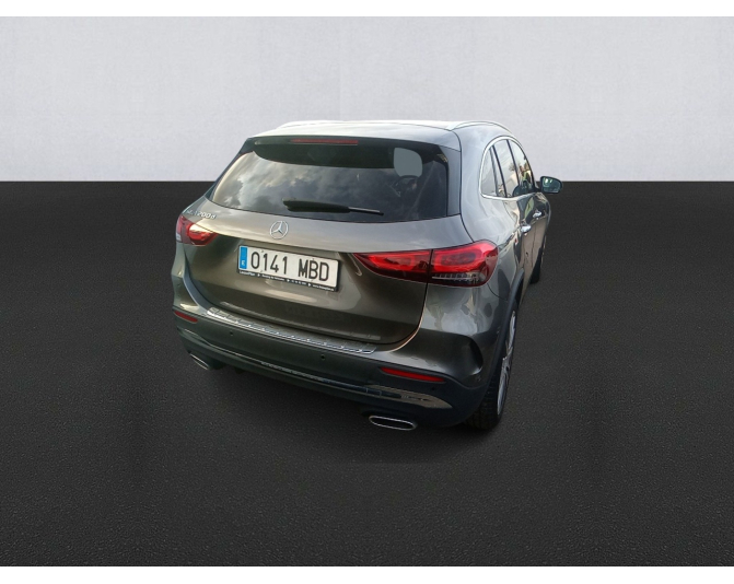MERCEDES GLA