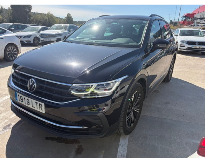 Renting cocheVOLKSWAGEN TIGUAN