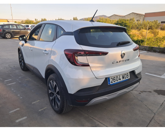 RENAULT CAPTUR