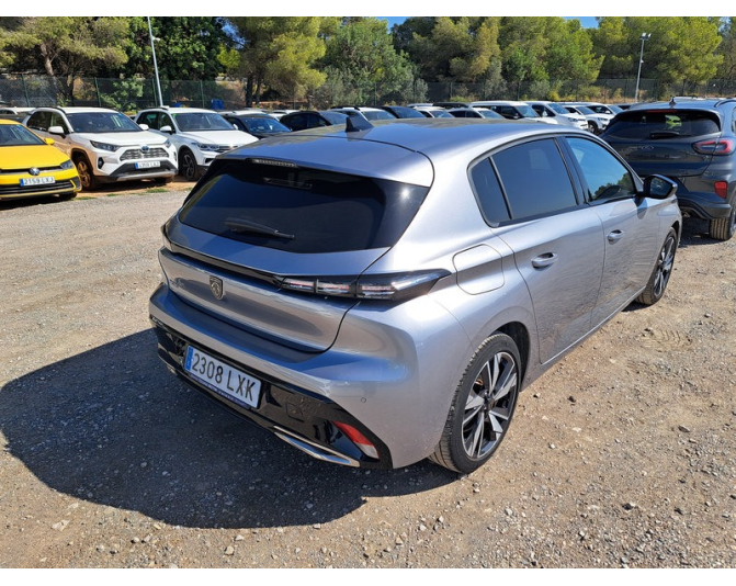 PEUGEOT 308