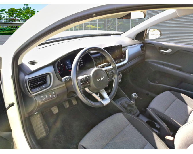 KIA STONIC