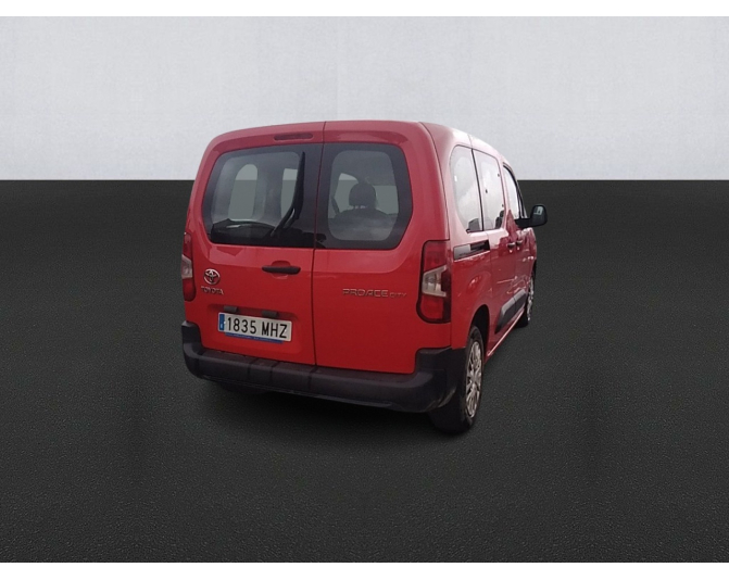 TOYOTA PROACE CITY VERSO