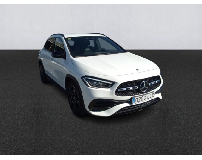 MERCEDES GLA